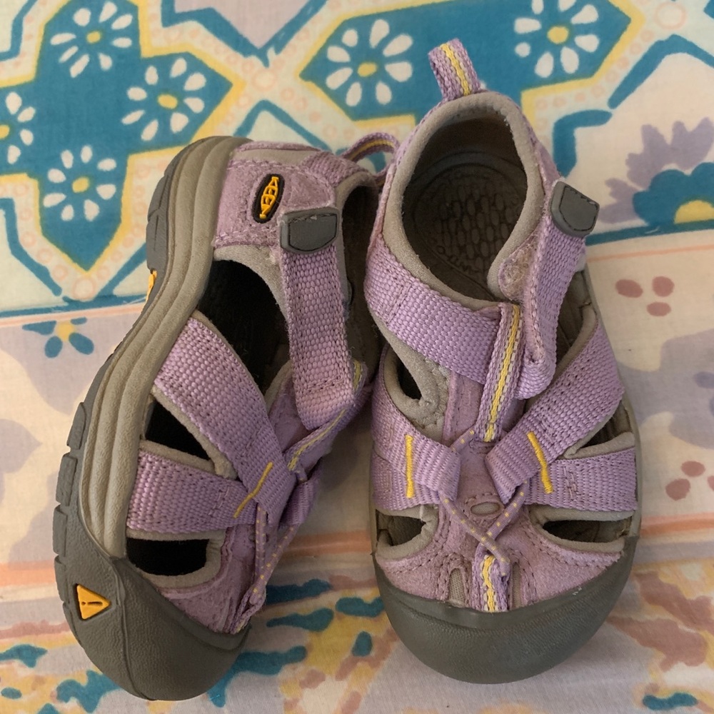 Toddler  Keens
